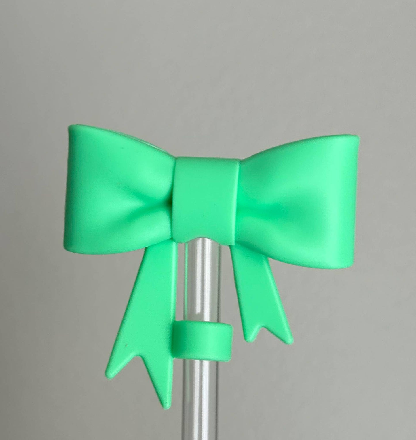 Bow Straw Topper