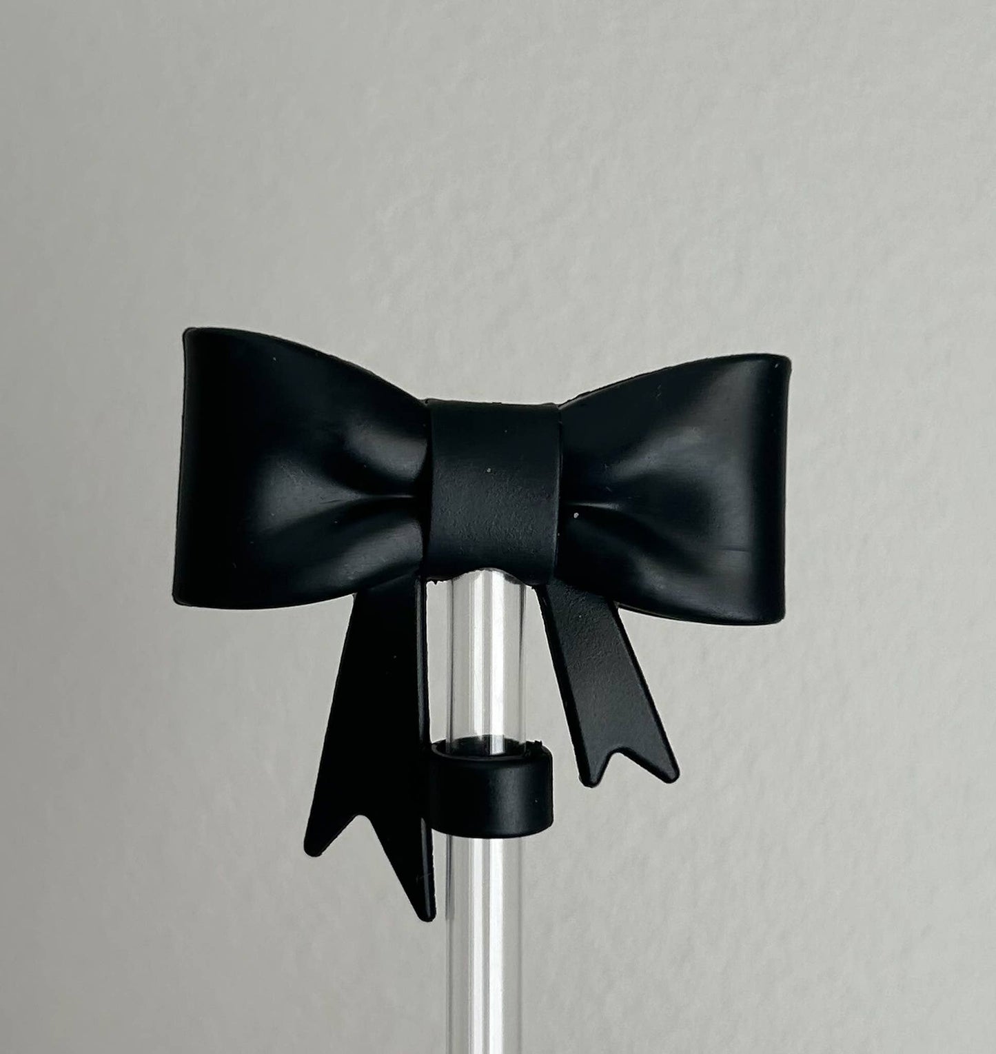Bow Straw Topper